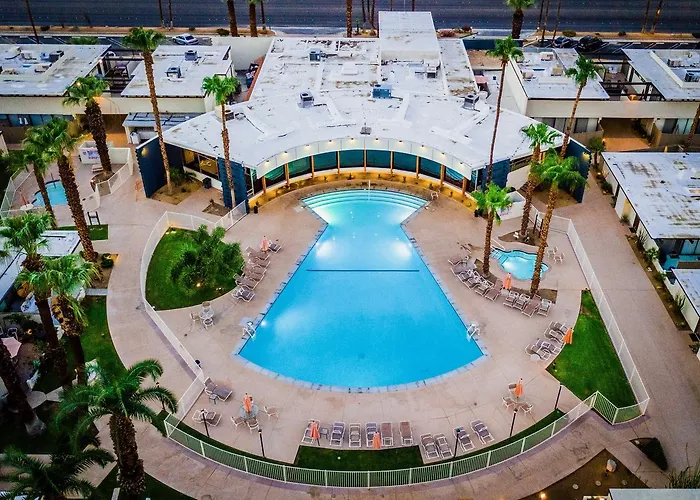 Ocotillo Lodge